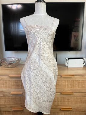 Forever 21 Leopard-Print Asymmetrical satin Dress